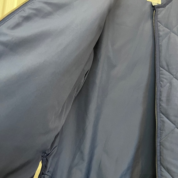 Old Navy Collarless Quilted Jacket Size Large - Picture 9 of 10